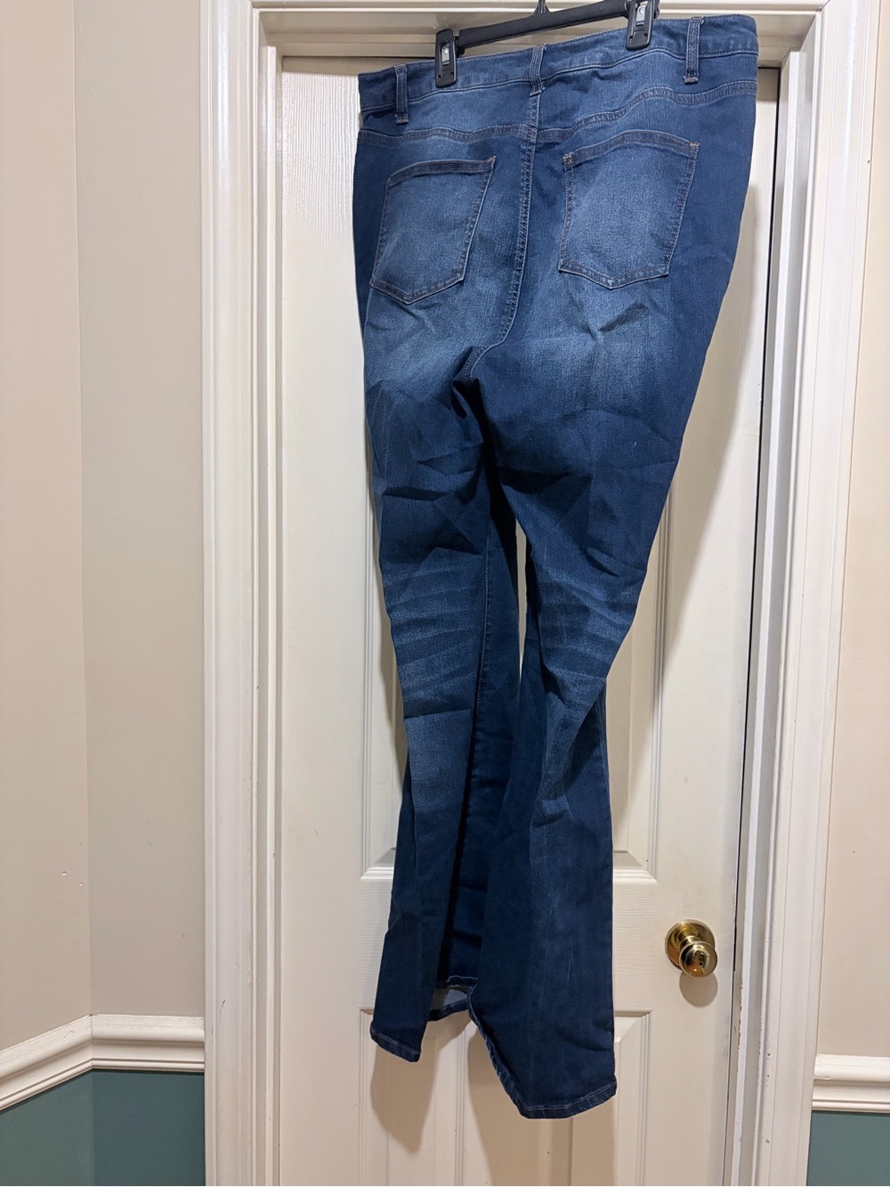 Wonderly Two-Tone Blue Denim Jeans with Contrast Stitching